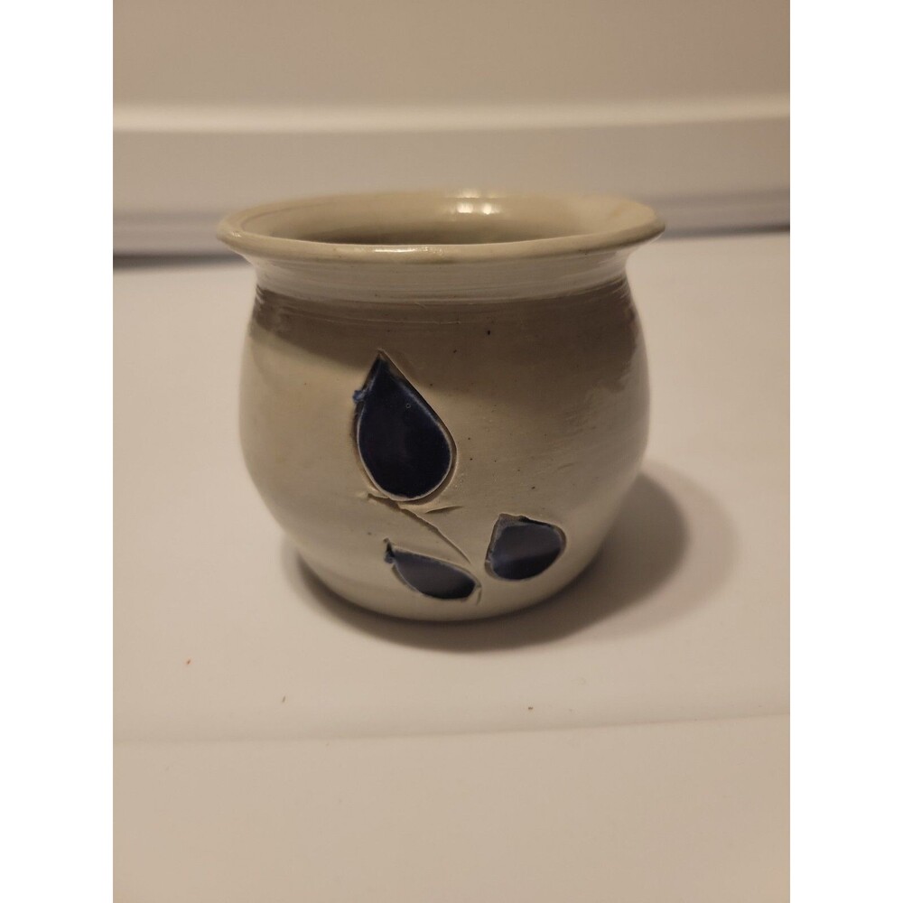 Vintage Williamsburg Pottery Salt Glaze Small Bowl Sugar Bowl 3" tall Blue Leaf